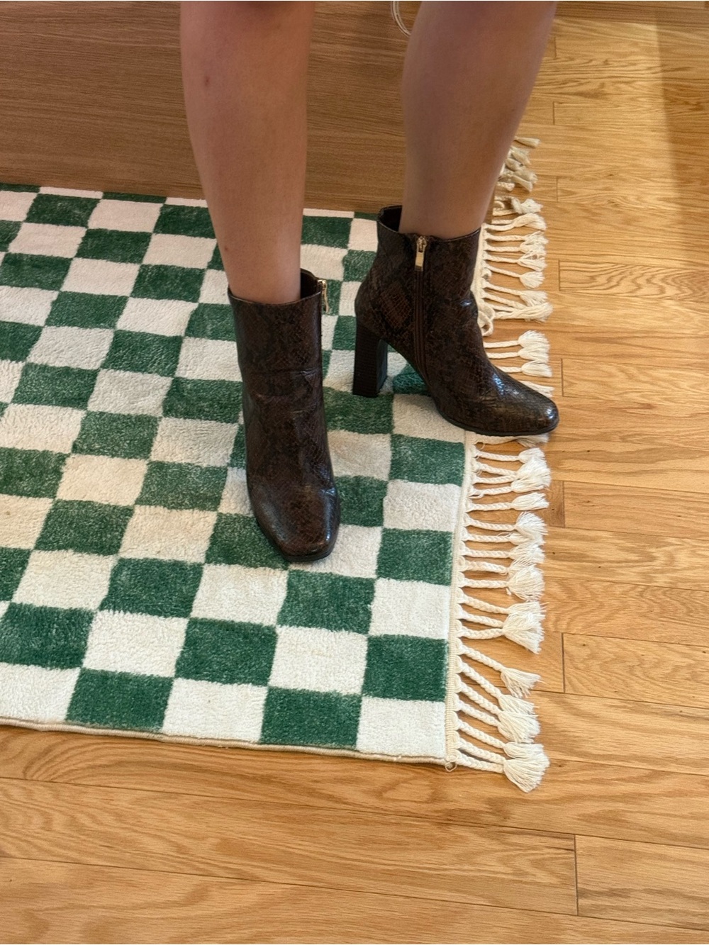 NWOT JustFab pleather snake print booties
